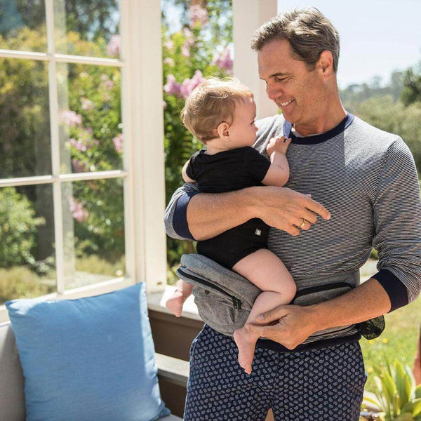 Choosing the Best Baby Carrier for Hot Weather Tushbaby