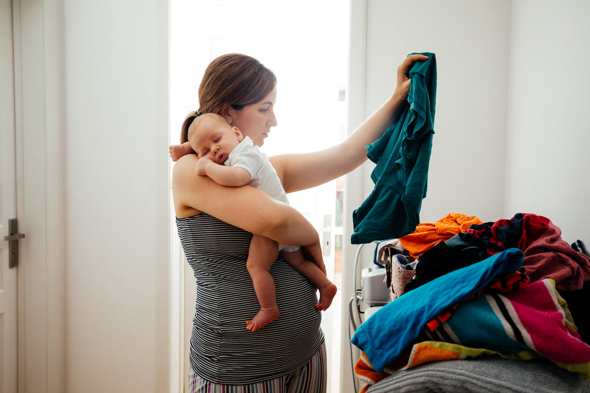 postpartum outfit ideas for new moms