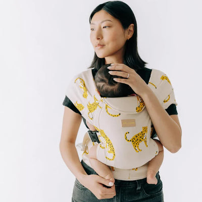 The Pearl Newborn Carrier