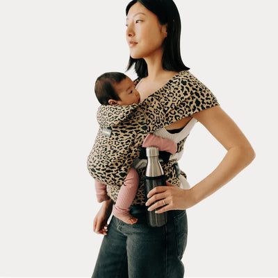 The Pearl Newborn Carrier
