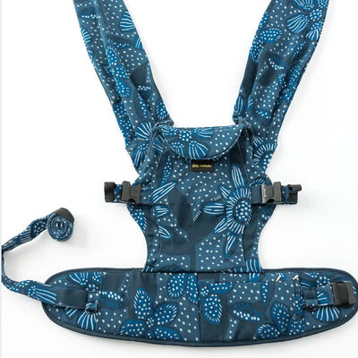 The Pearl Newborn Carrier