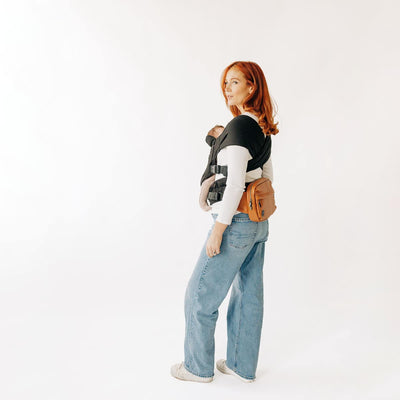 The Pearl Newborn Carrier