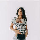The Pearl Newborn Carrier