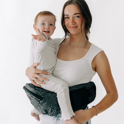 Tushbaby Hip Carrier + Liftoff Sling
