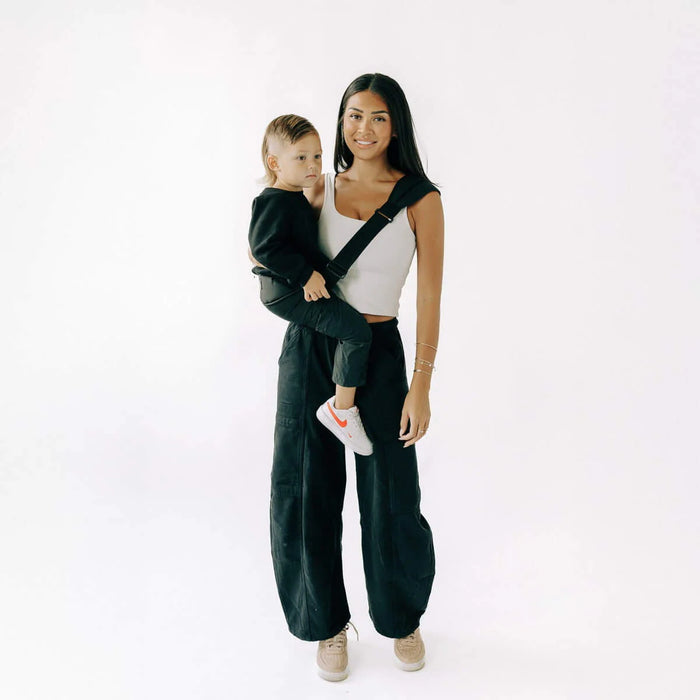 The Tushbaby Hip Carrier &
Liftoff Toddler Sling